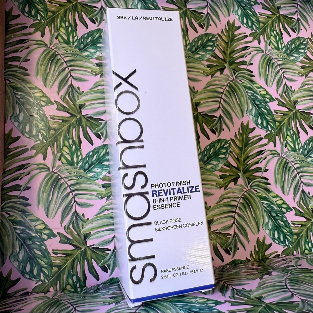 NIB Smashbox Photo Finish Revitalize 8-in-1 Primer Essence 2.5 fl oz
